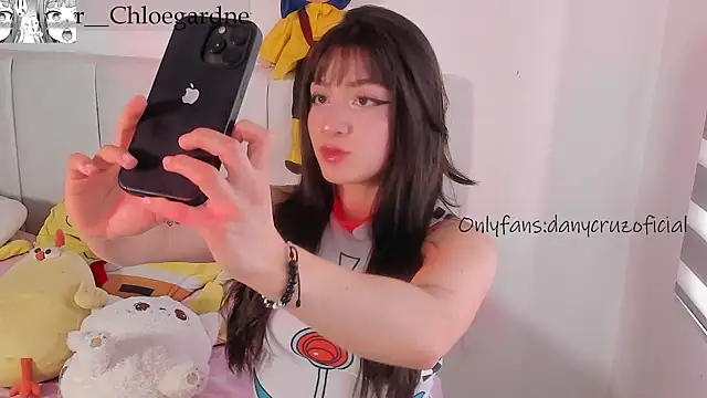 chloee gardner online show from 10/07/25, 09:56