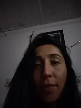 Elowyn online show from 10/20/25, 11:49