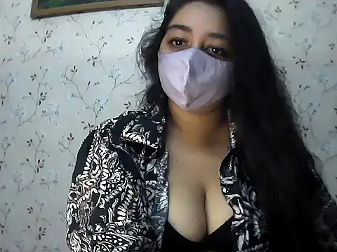 Snapshot of sonali4 chatting on 10/04/25, 10:46 sonali4 online show from 10/04/25, 10:46