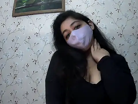 Snapshot of sonali4 chatting on 10/18/25, 03:35 sonali4 online show from 10/18/25, 03:35