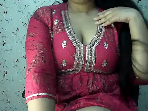 Snapshot of sonali4 chatting on 11/05/25, 12:05 sonali4 online show from 11/05/25, 12:05