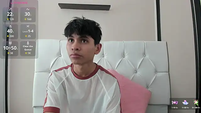 Snapshot of Ethan_Westt chatting on 09/26/25, 09:08 Ethan Westt online show from 09/26/25, 09:08