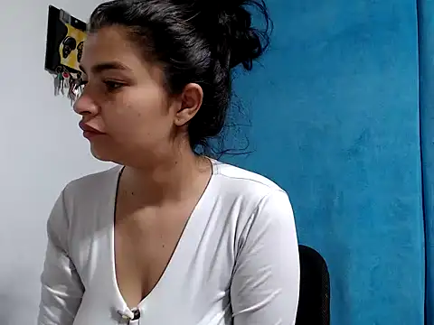 AlanaHotxx online show from 09/27/25, 07:02