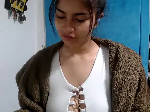 AlanaHotxx online show from 10/02/25, 07:26