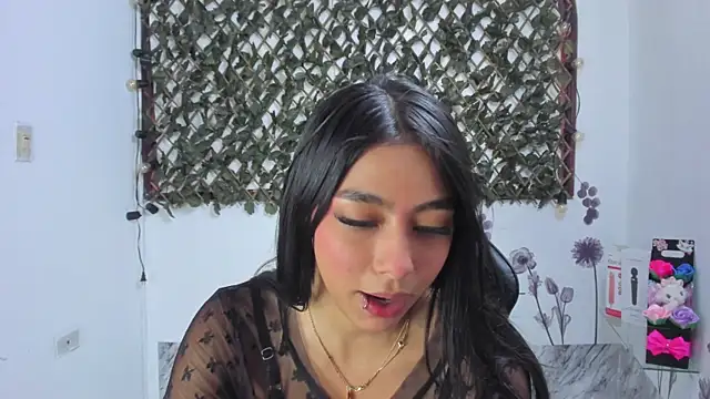 Sarahbrowm  online show from 10/21/25, 07:03