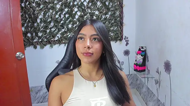 Sarahbrowm  online show from 11/13/25, 10:30