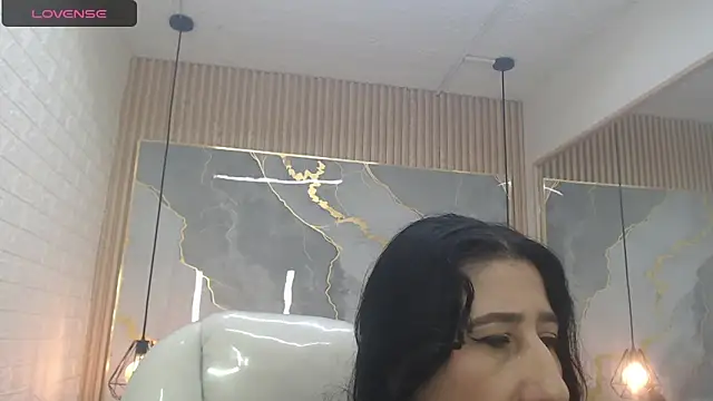 Snapshot of nei_girl chatting on 09/20/25, 11:33 nei girl online show from 09/20/25, 11:33