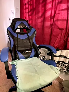 taimara 1 online show from 11/21/25, 04:38