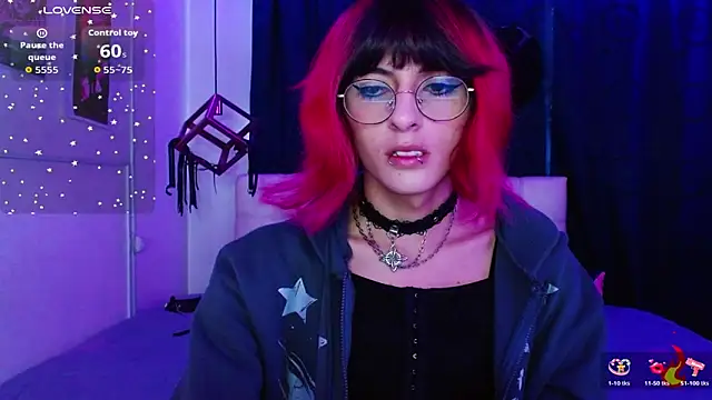 Snapshot of goth_minerva chatting on 11/12/25, 01:22 goth minerva online show from 11/12/25, 01:22