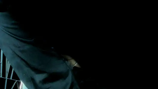 KARINNA  RAVEN online show from 10/10/25, 05:23