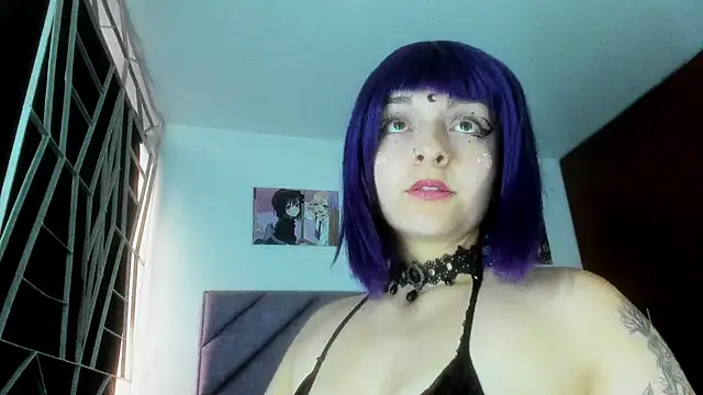 KARINNA  RAVEN online show from 10/13/25, 10:32