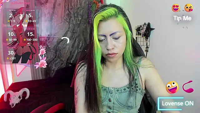 Snapshot of midory_ chatting on 10/19/25, 02:56 midory online show from 10/19/25, 02:56