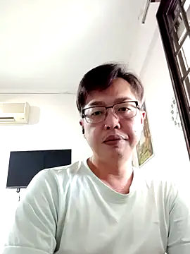 Snapshot of akumasian chatting on 03/22/25, 12:06 akumasian online show from 03/22/25, 12:06