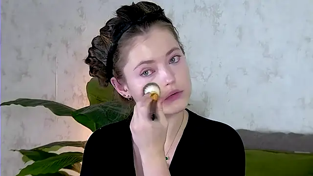 AshleyD  online show from 11/13/25, 02:21