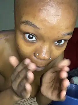 YummyMelanin117 online show from 10/23/25, 07:56