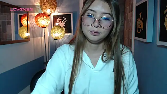 Snapshot of Fiorellaa_delsd chatting on 10/01/25, 02:56 Fiorellaa delsd online show from 10/01/25, 02:56