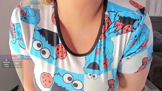 ariana cruz online show from 10/01/25, 07:20