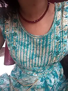 Eshna Dabral online show from 10/08/25, 02:20