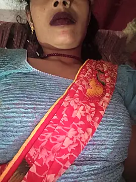 Eshna Dabral online show from 10/11/25, 02:48