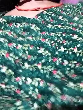 Eshna Dabral online show from 11/05/25, 02:06