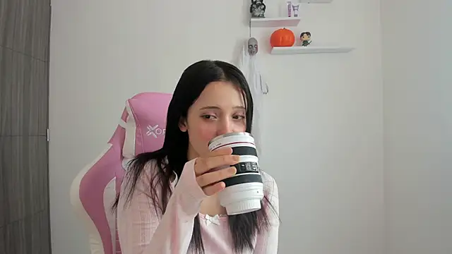 ImBunnyNova online show from 10/15/25, 01:55