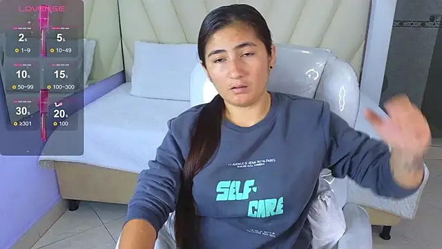 Katha03  online show from 11/10/25, 08:08