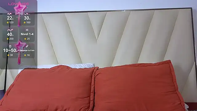 Snapshot of Hotboy21_ chatting on 10/18/25, 04:04 Hotboy21 online show from 10/18/25, 04:04