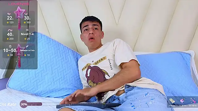 Snapshot of Hotboy21_ chatting on 11/18/25, 03:34 Hotboy21 online show from 11/18/25, 03:34