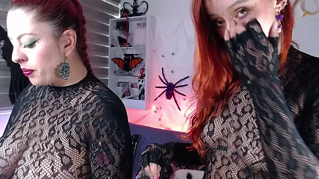 Lexxi hot online show from 10/15/25, 07:14