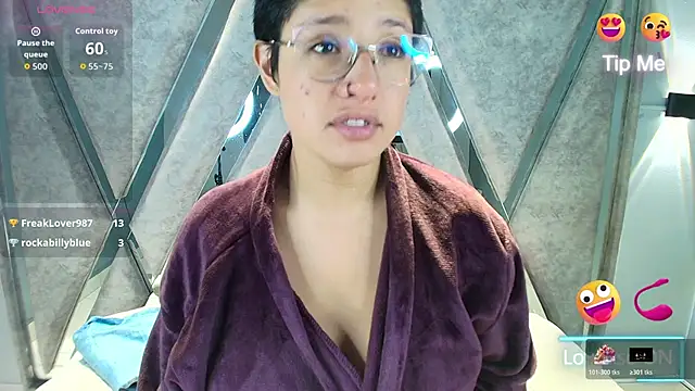 Elaine87  online show from 11/11/25, 09:42