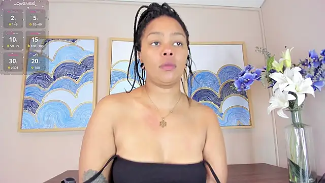 andrea xoe  online show from 11/19/25, 01:11