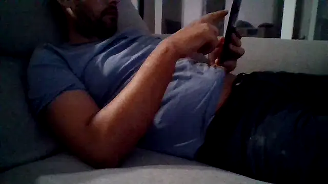pauunico online show from 10/05/25, 03:49