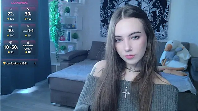 Snapshot of naugghtynikki chatting on 09/19/25, 05:09 naugghtynikki online show from 09/19/25, 05:09