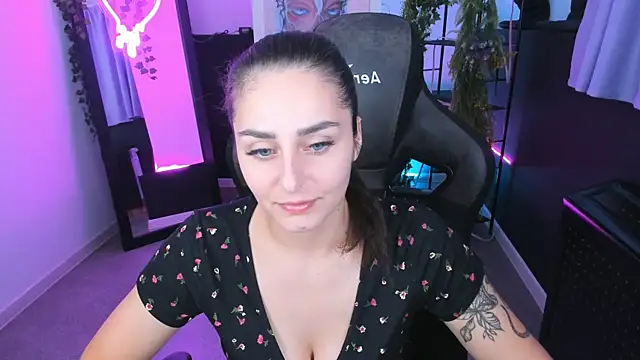 Snapshot of ValeriiMills chatting on 11/05/25, 02:39 ValeriiMills online show from 11/05/25, 02:39