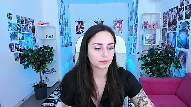 Snapshot of ValeriiMills chatting on 11/06/25, 02:51 ValeriiMills online show from 11/06/25, 02:51