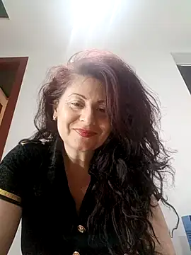 lunadicty online show from 10/16/25, 12:33