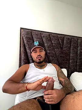 PapiStan online show from 10/13/25, 09:26