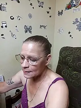 katrina perez online show from 10/15/25, 09:04