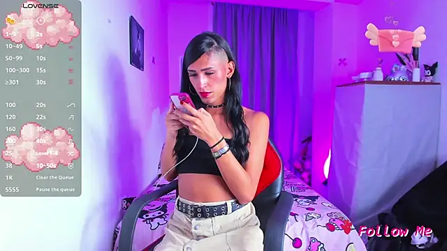 SkylerBennet online show from 10/11/25, 03:28