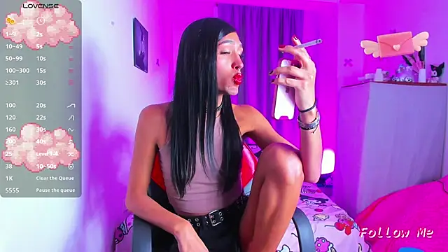 SkylerBennet online show from 10/21/25, 04:24