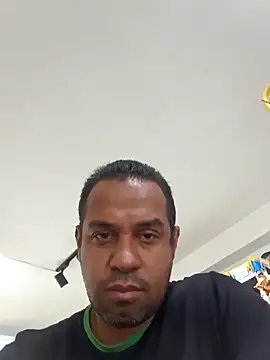 elnegro707070 online show from 11/06/25, 11:11