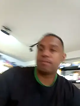 elnegro707070 online show from 11/07/25, 11:21