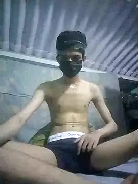 HannanKhan25 online show from 10/24/25, 07:43