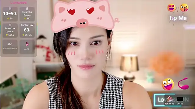 LunaBelle1984 online show from 11/22/25, 03:33