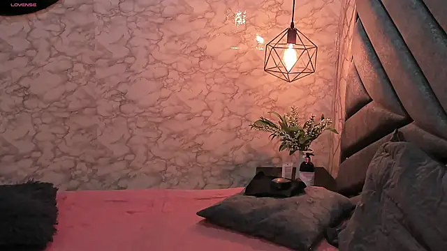 WALESKABBW ASS online show from 09/15/25, 11:43