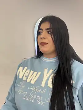 Kariina  69 online show from 11/15/25, 08:16