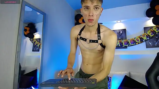 Robbin Blaze online show from 10/25/25, 05:48