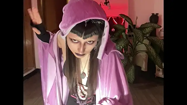 ELENA UMBRA online show from 10/15/25, 08:47