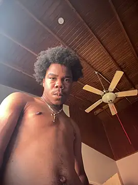 Snapshot of simp699999 chatting on 03/21/25, 07:02 simp699999 online show from 03/21/25, 07:02