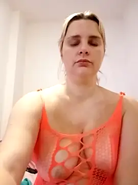 JessicaItalia online show from 11/15/25, 10:12